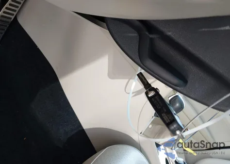 2017 Volkswagen Passat 1.8T R-Line z USA, uszkodzony, nr VIN 1VWDT7A38HC084036